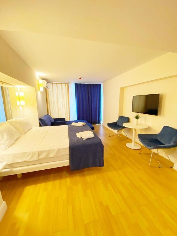 Apartments Batumi Studio V Екстер'єр фото