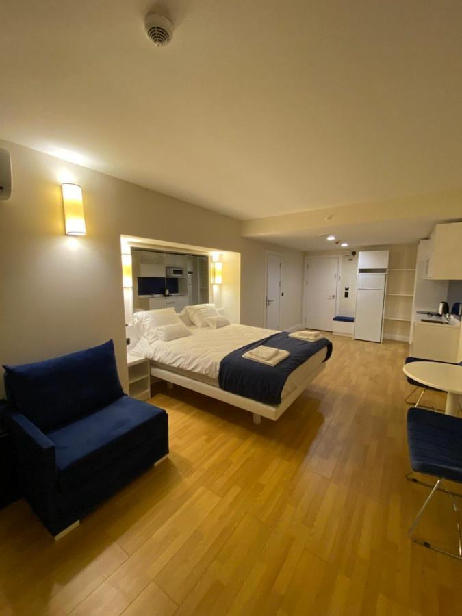 Apartments Batumi Studio V Екстер'єр фото