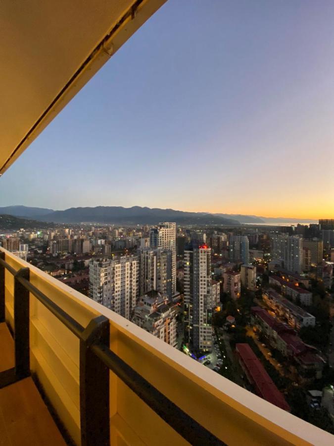 Apartments Batumi Studio V Екстер'єр фото